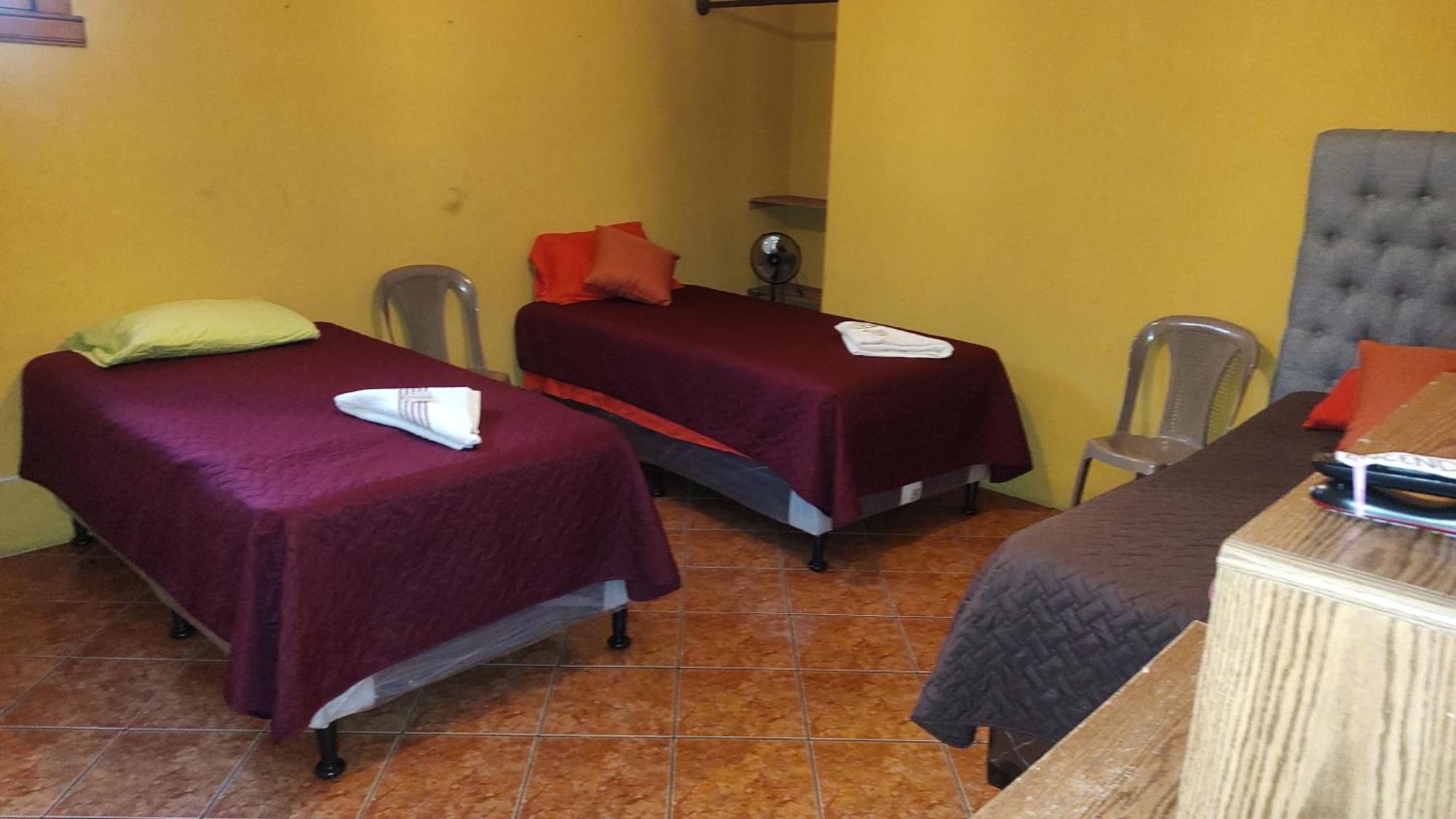 Hosteria Del Centro Santiago Atitlan Exterior photo